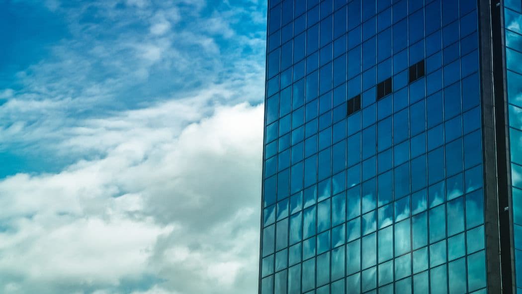 Como a sinergia entre CRM e inteligência comercial impulsiona negócios